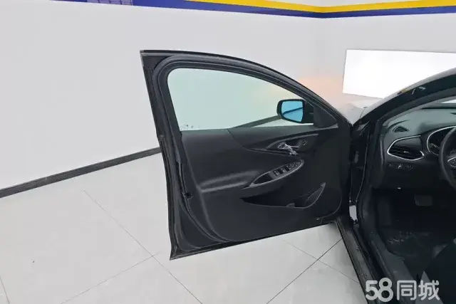 Chevrolet Malibu XL 2025 immagine di auto #7