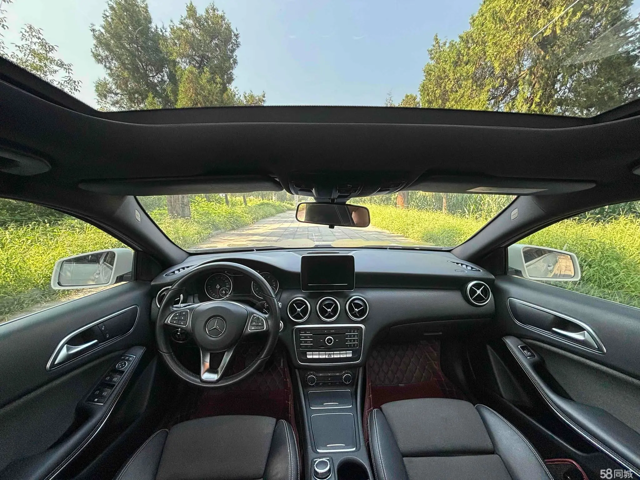 Toyota Sienna 2016 immagine di auto #7