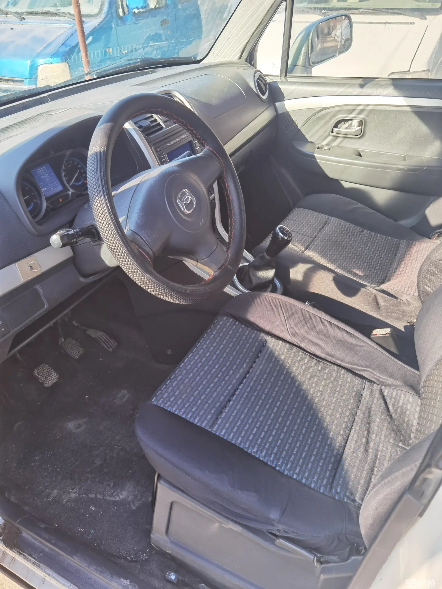 Suzuki Wagon R X5 2015 изображение автомобиля #7