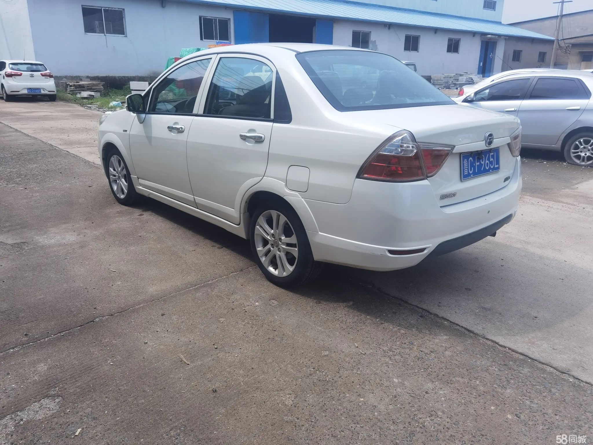 Suzuki Liana A6 2015 immagine di auto #7