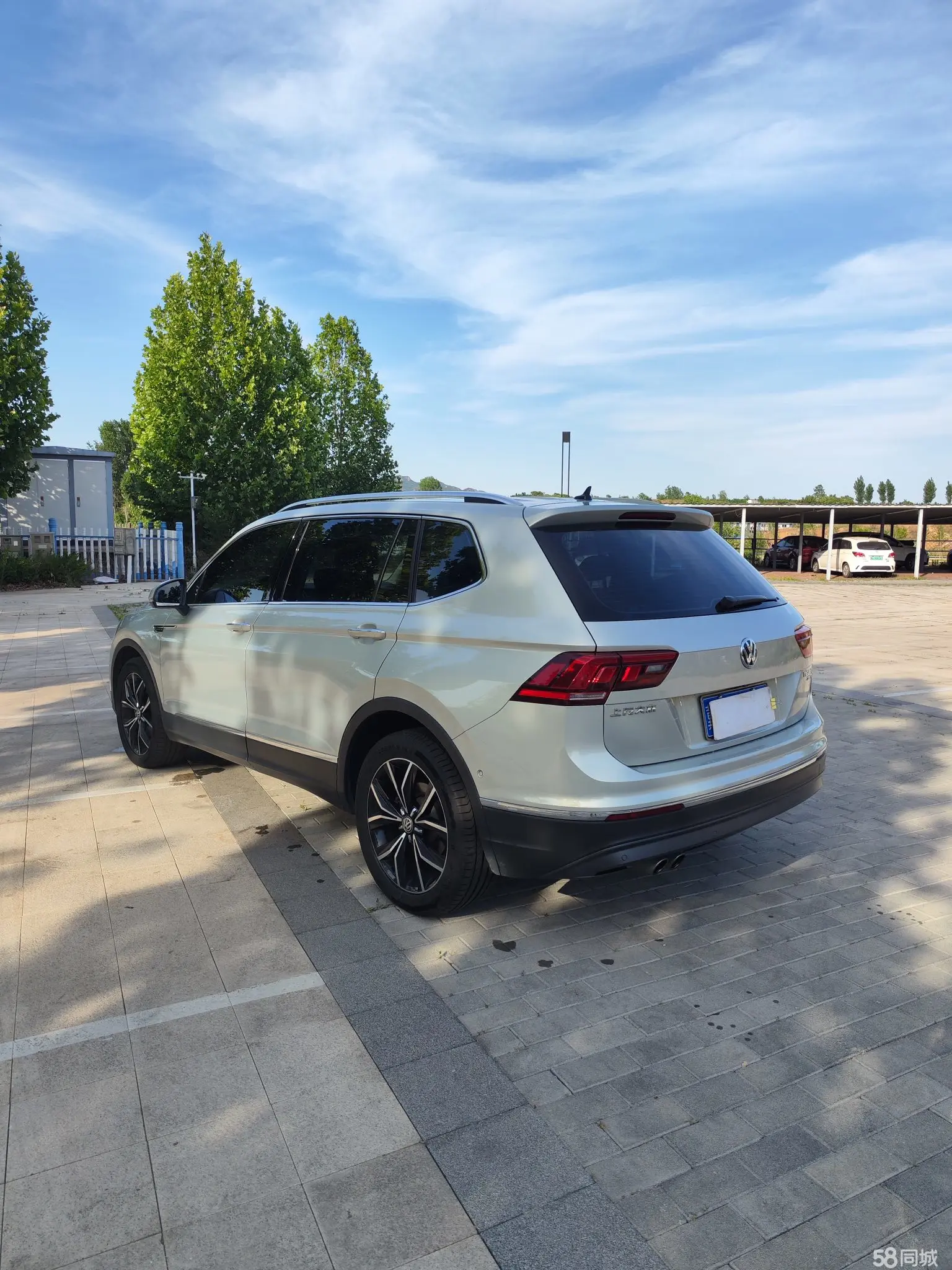 Volkswagen Tiguan L 2019 car image #7