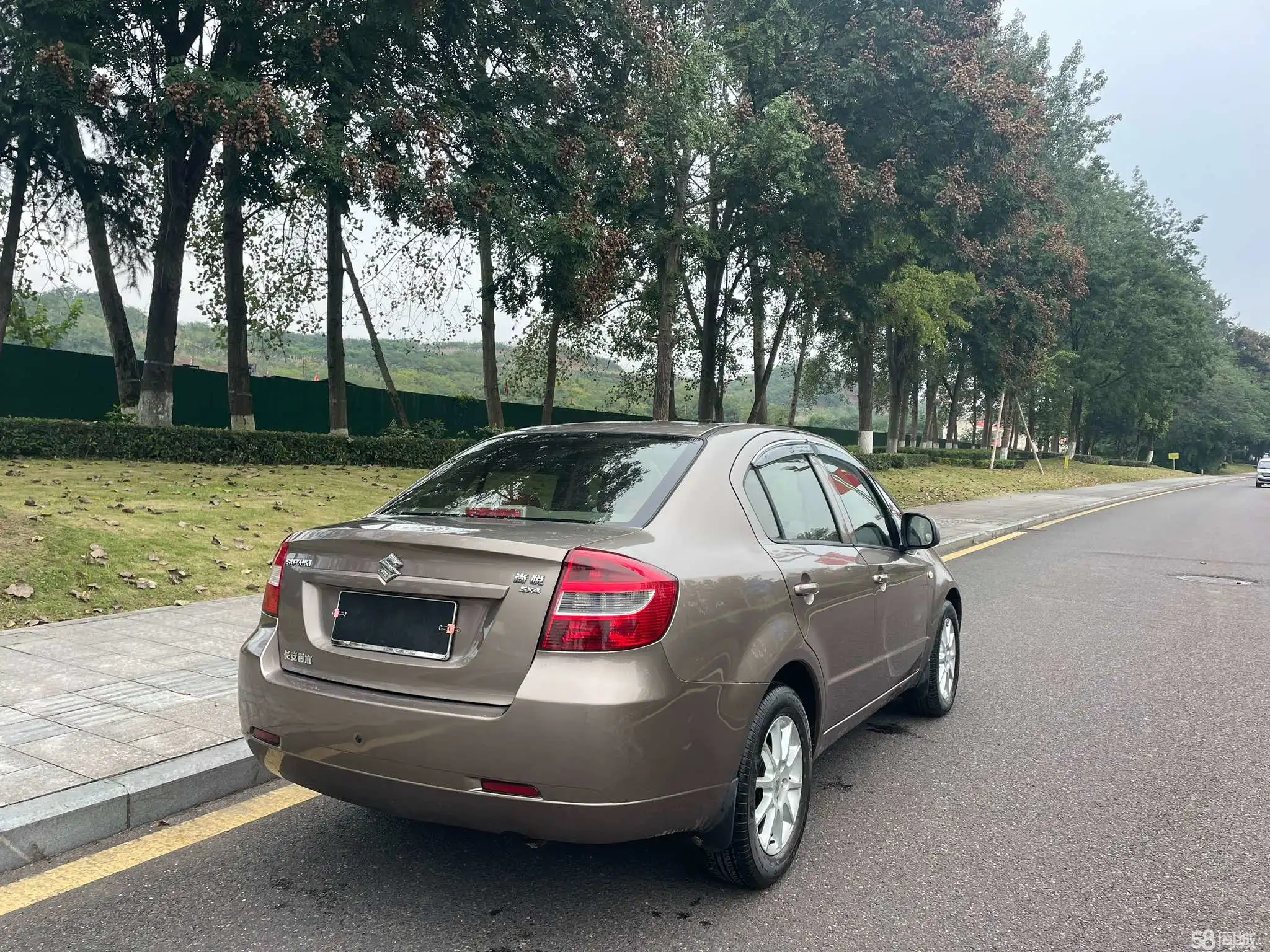 Suzuki SX4 Sedan 2013 imagem de carro #7