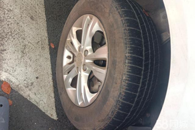 BYD e6 2016 #7 BYD e6 2016 car image #7