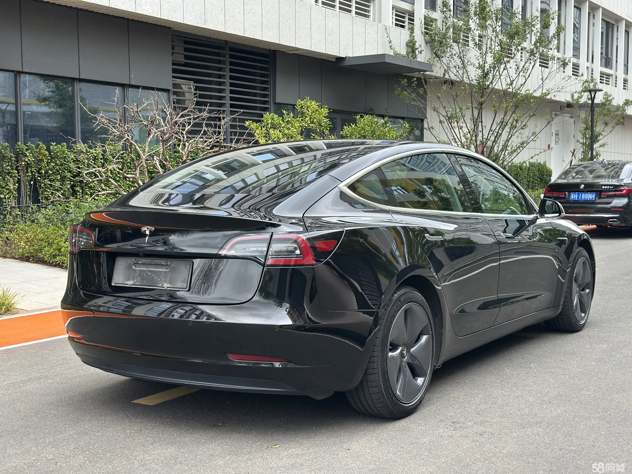 Tesla Model 3 2020 car image #7