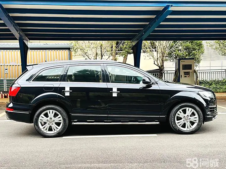 Audi Q7 2012 car image #7