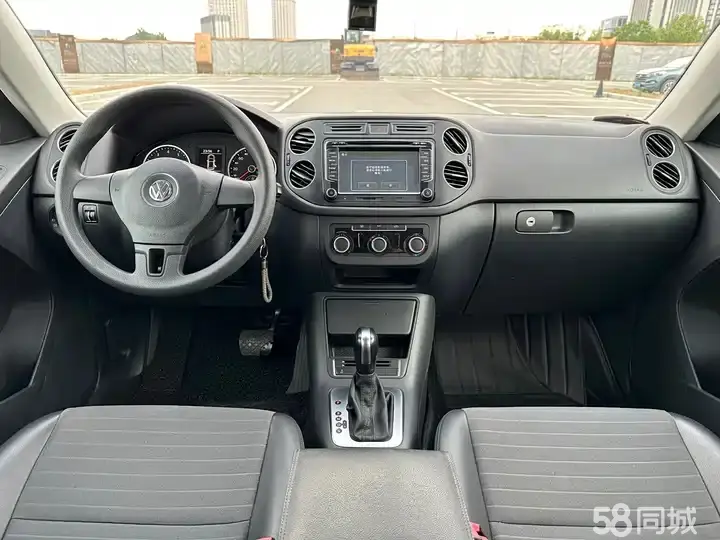 Volkswagen Tiguan 2013 car image #7