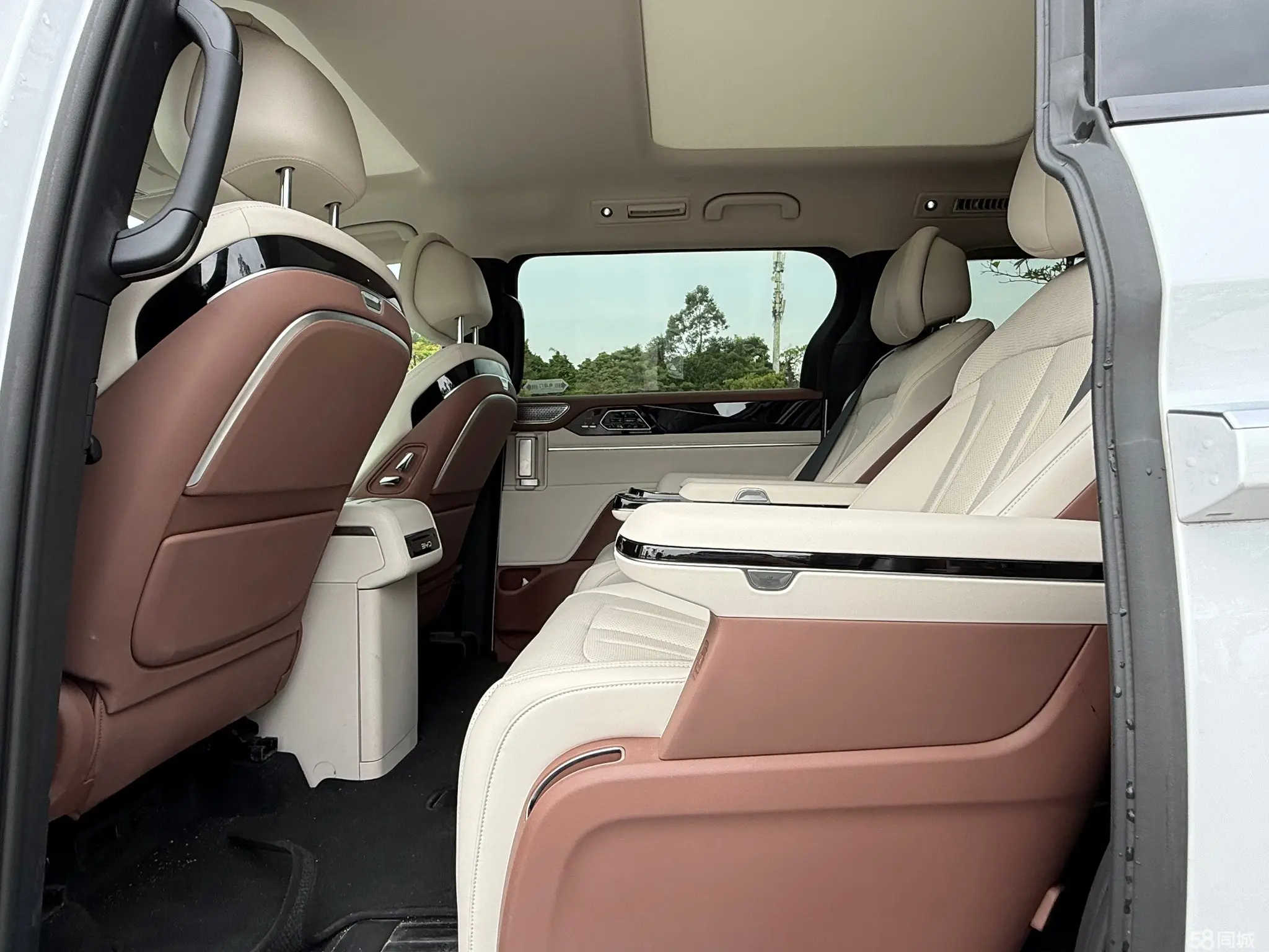 BYD Xia 2024 car image #7