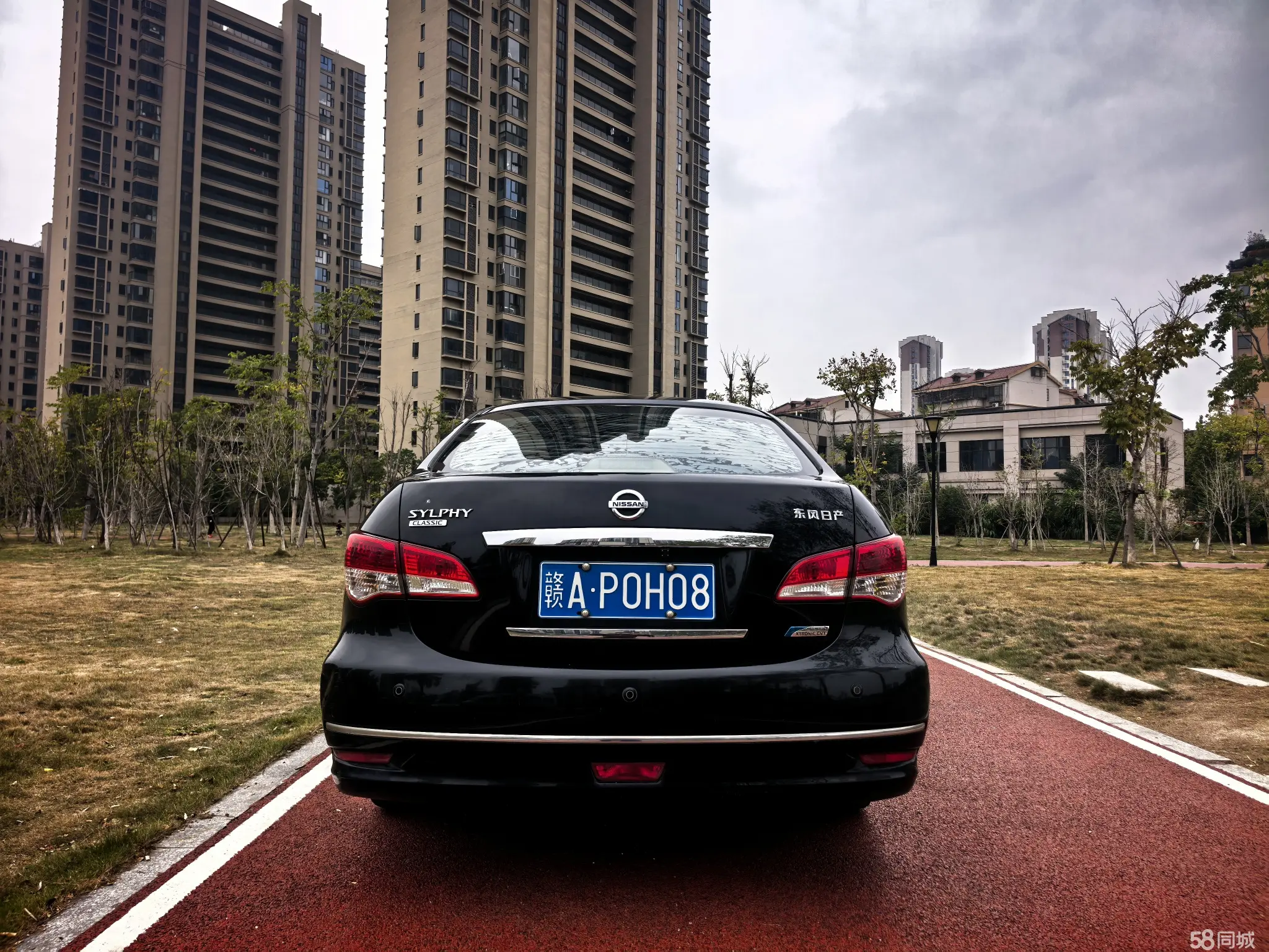 日产 日产GT-R 2019 汽车图片 #7