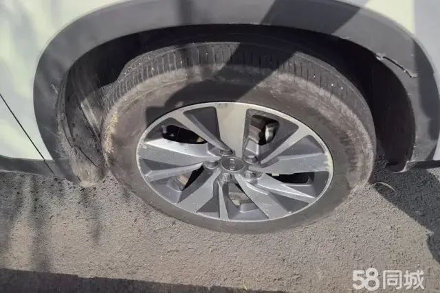 GEELY Okavango 2020 car image #7