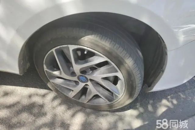 BYD Qin New Energy 2017 #7 BYD Qin New Energy 2017 car image #7