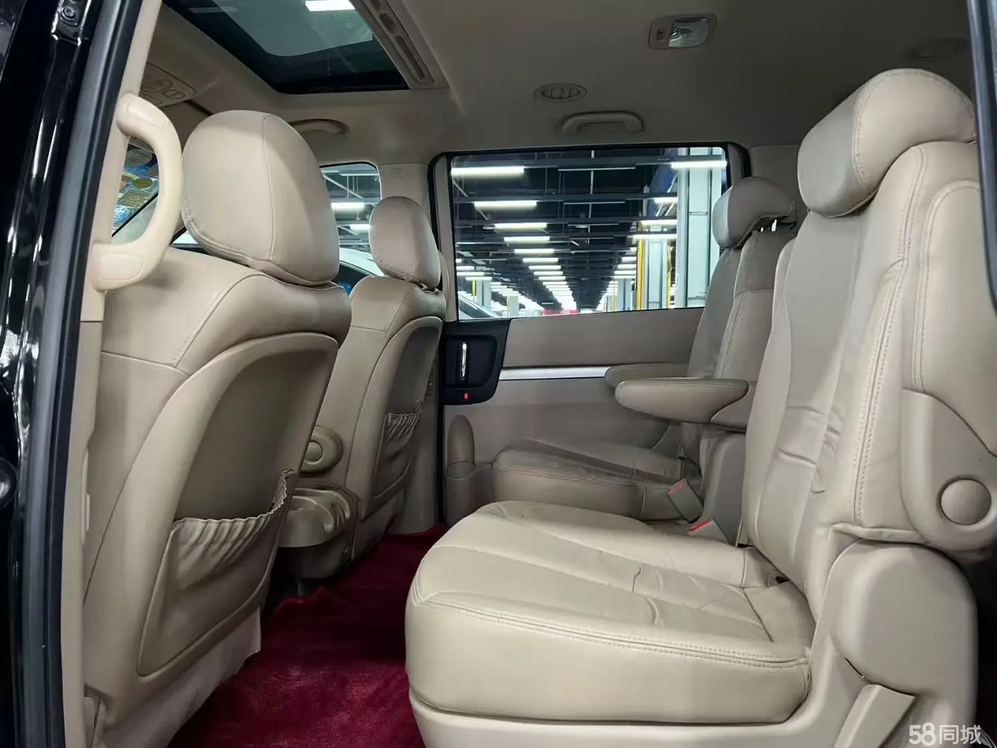 起亚 斯汀格 2010 汽车图片 #7