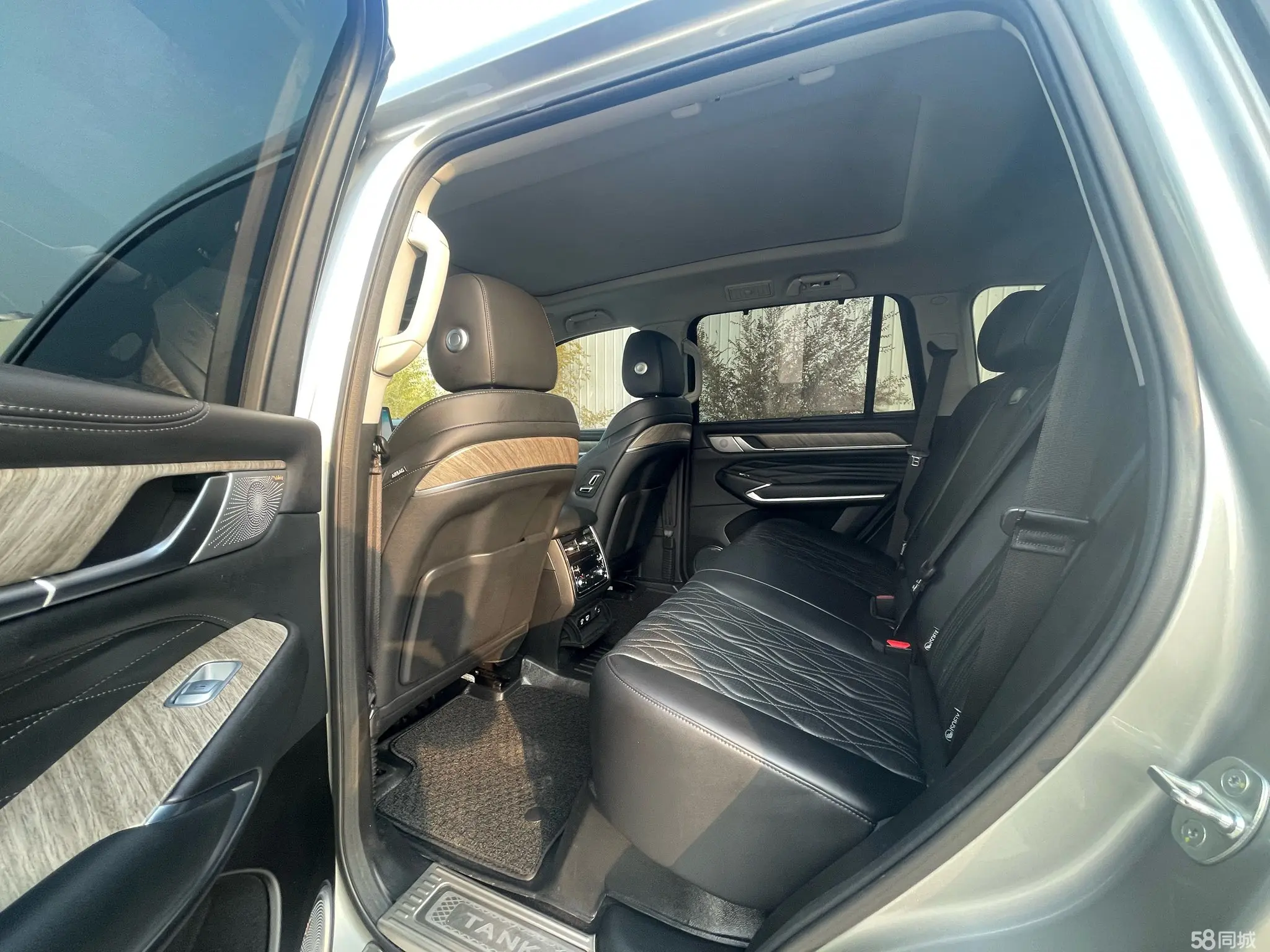 Tank 500 2023 car image #7