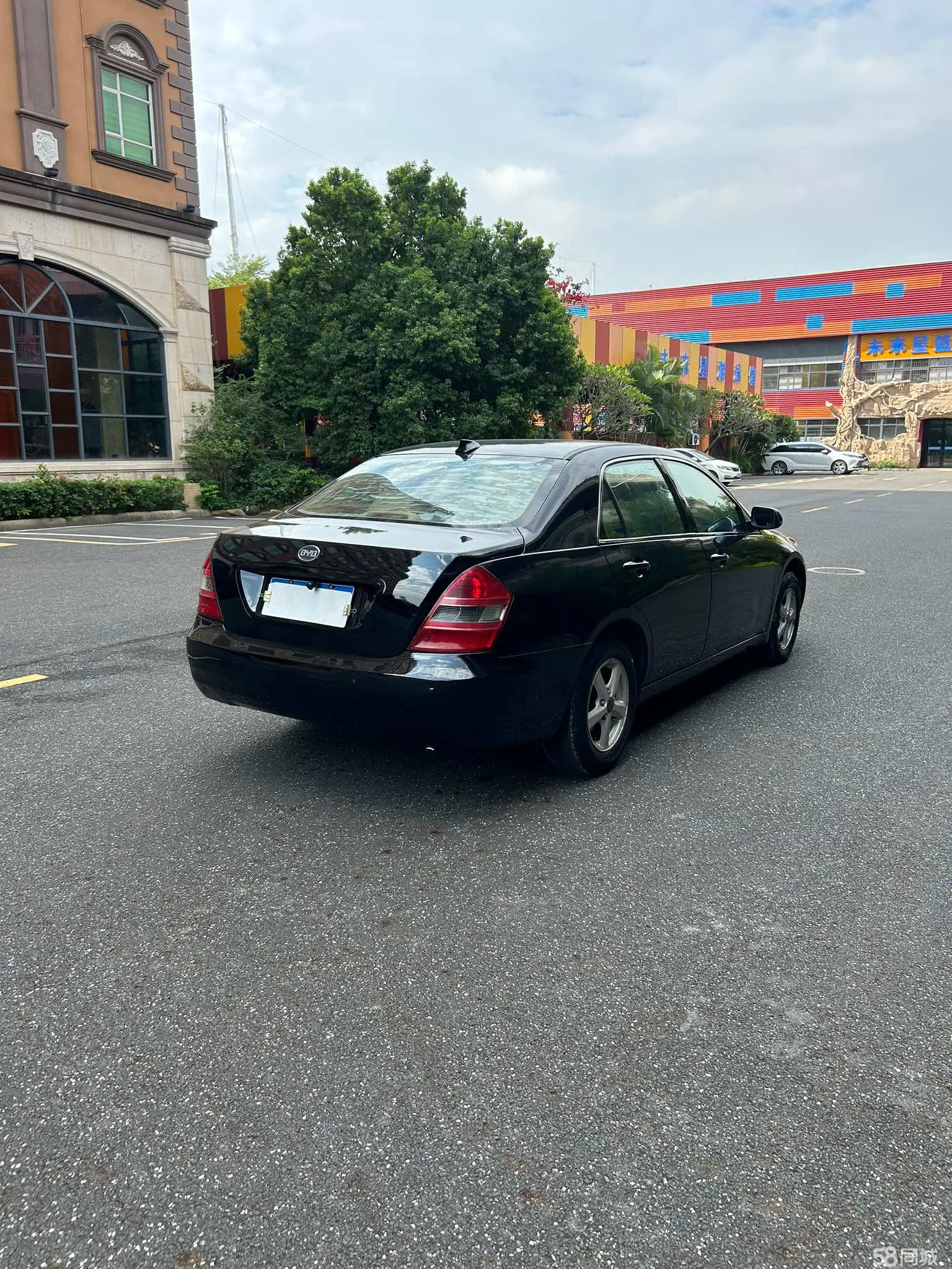 BYD F6 2012 car image #7