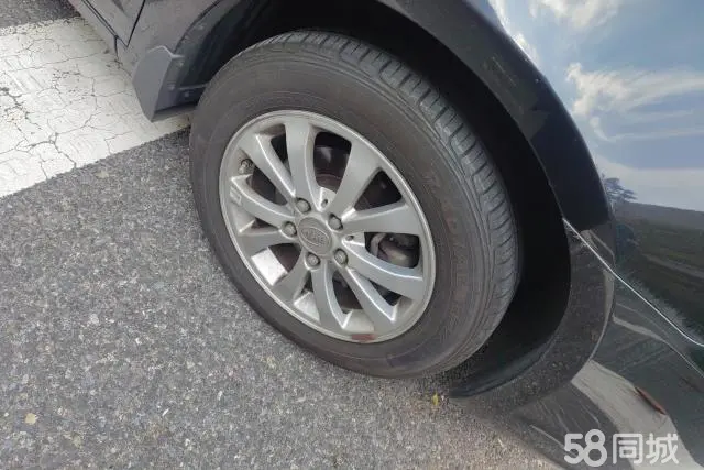 BYD G6 2013 imagem de carro #7