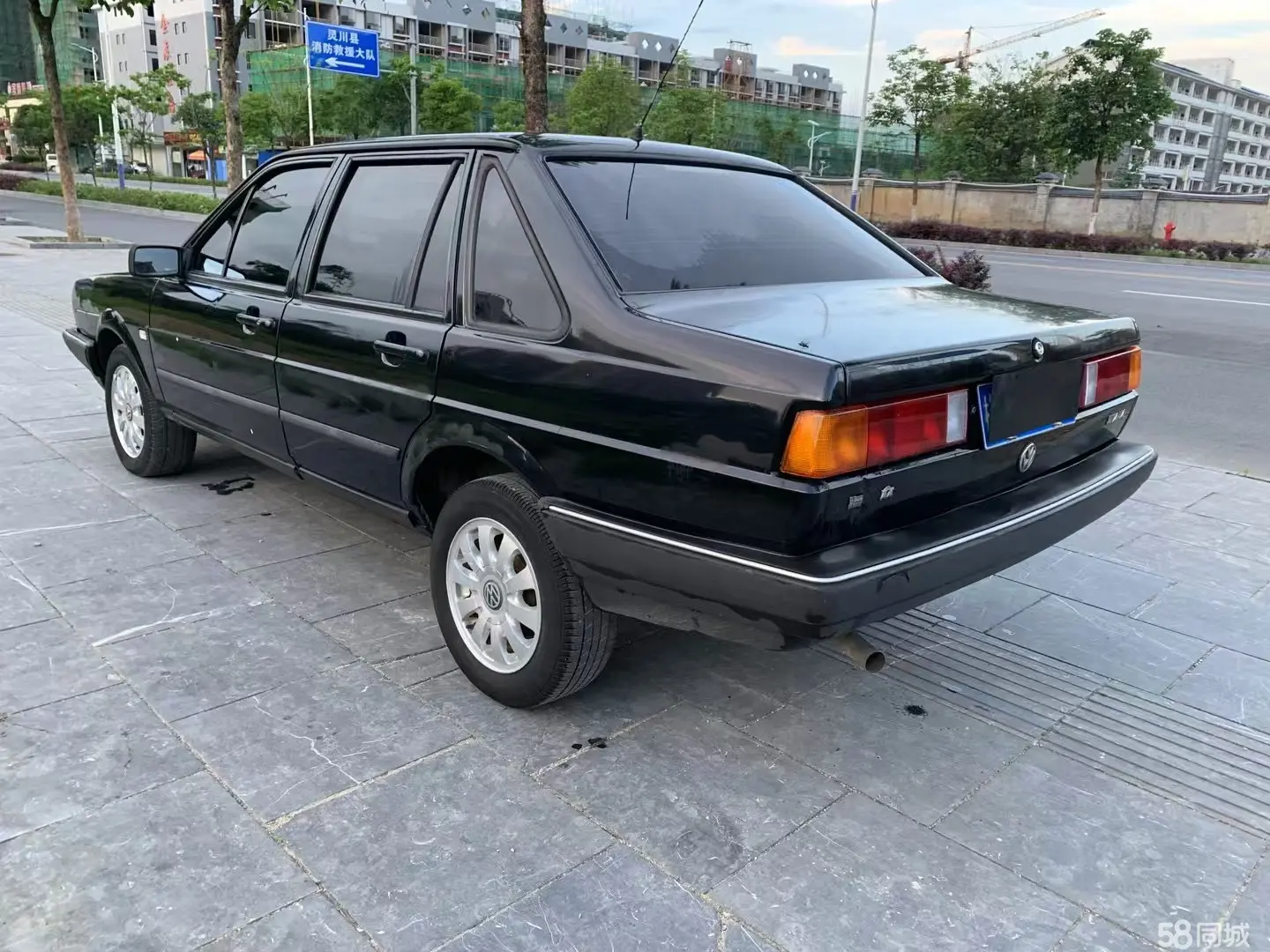 Volkswagen Santana Classic 2010 изображение автомобиля #7