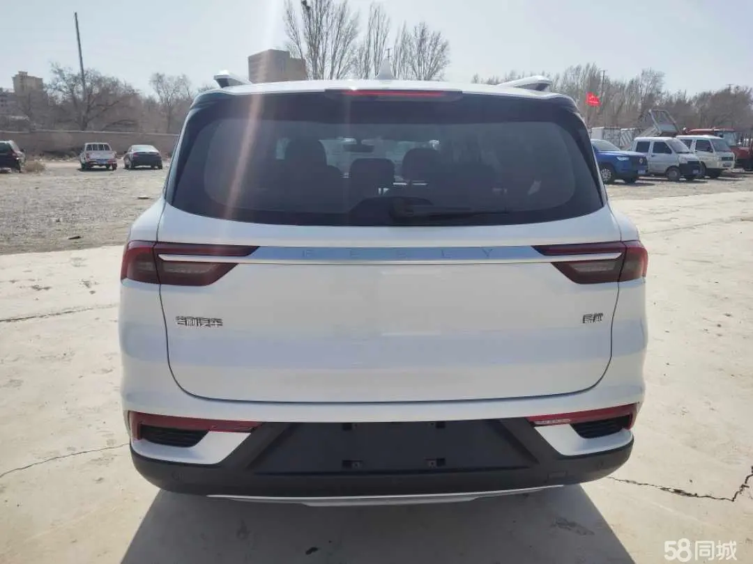 GEELY Okavango 2021 car image #7