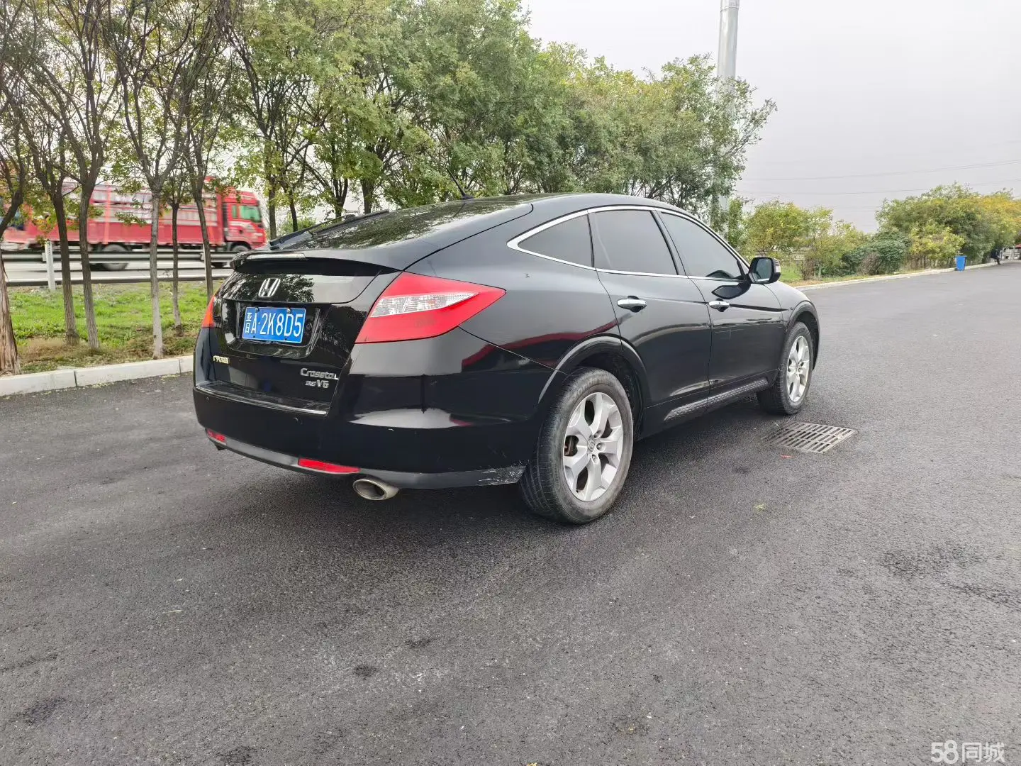 Honda CROSSTOUR 2010 изображение автомобиля #7