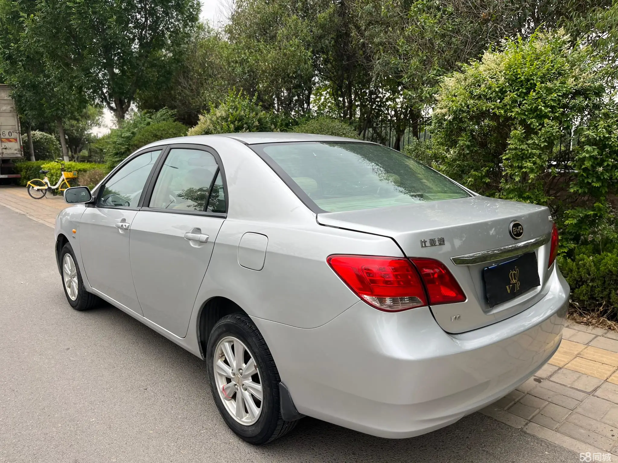 BYD L3 2013 изображение автомобиля #7