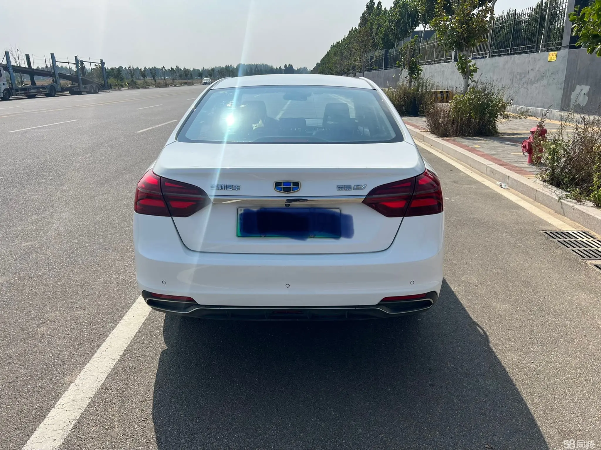 GEELY Emgrand New Energy 2018 car image #7