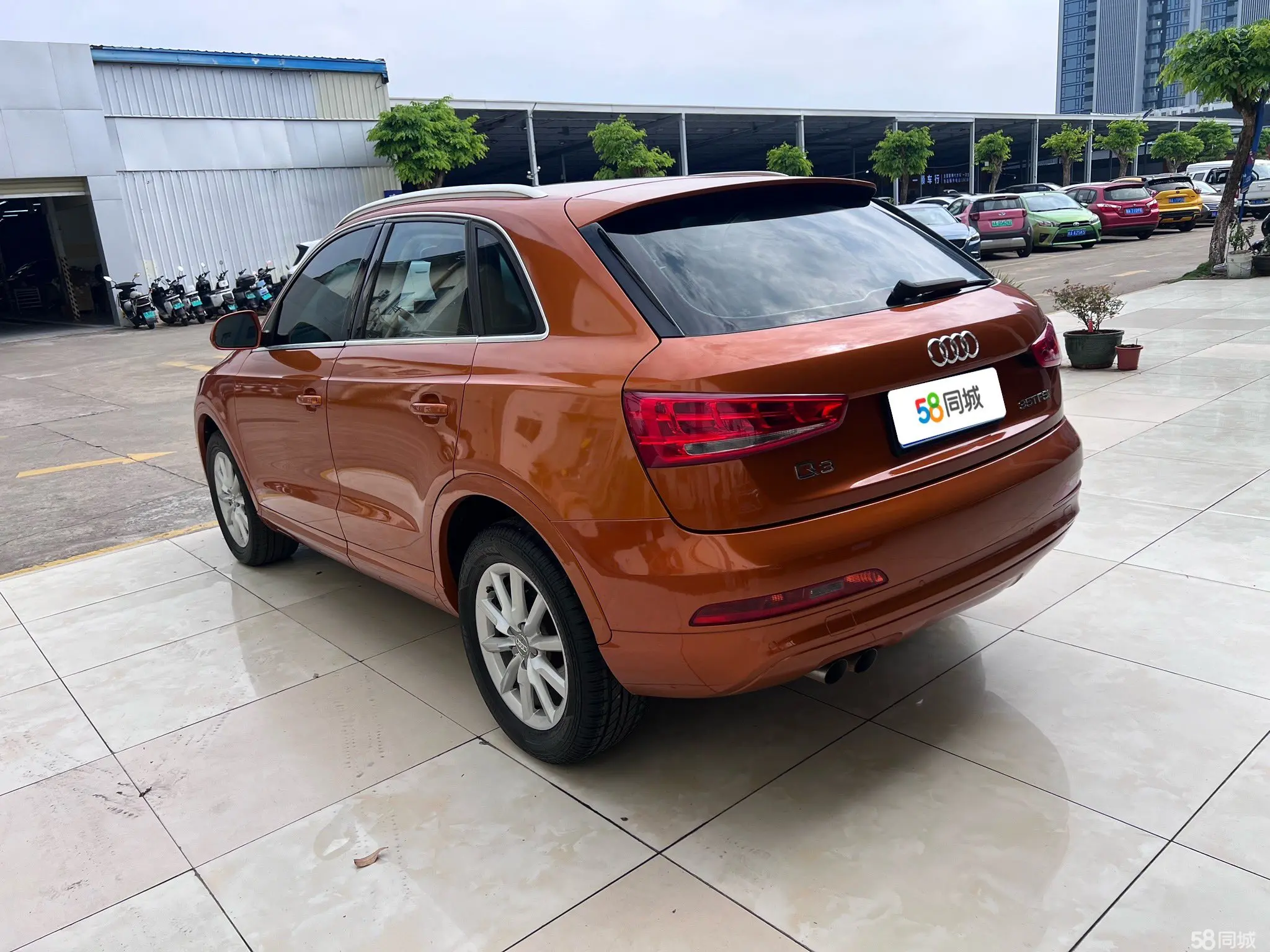 Audi Q3 2013 car image #7