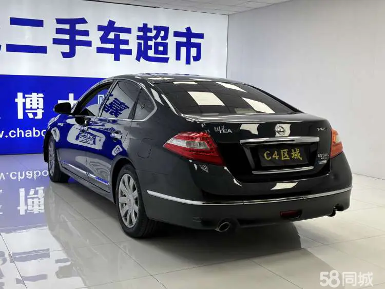 日产 日产GT-R 2010 汽车图片 #7