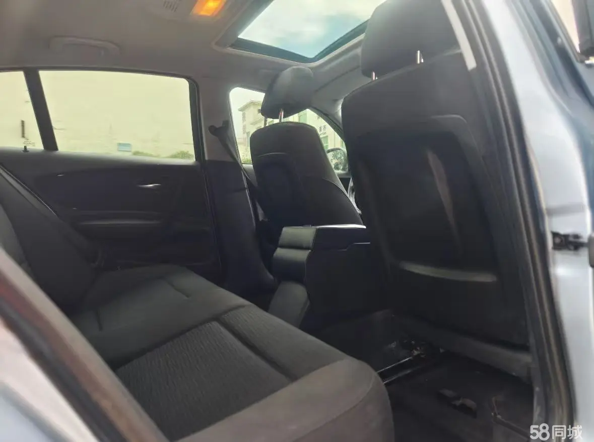 BMW 1 Series (Imported) 2010 car image #7