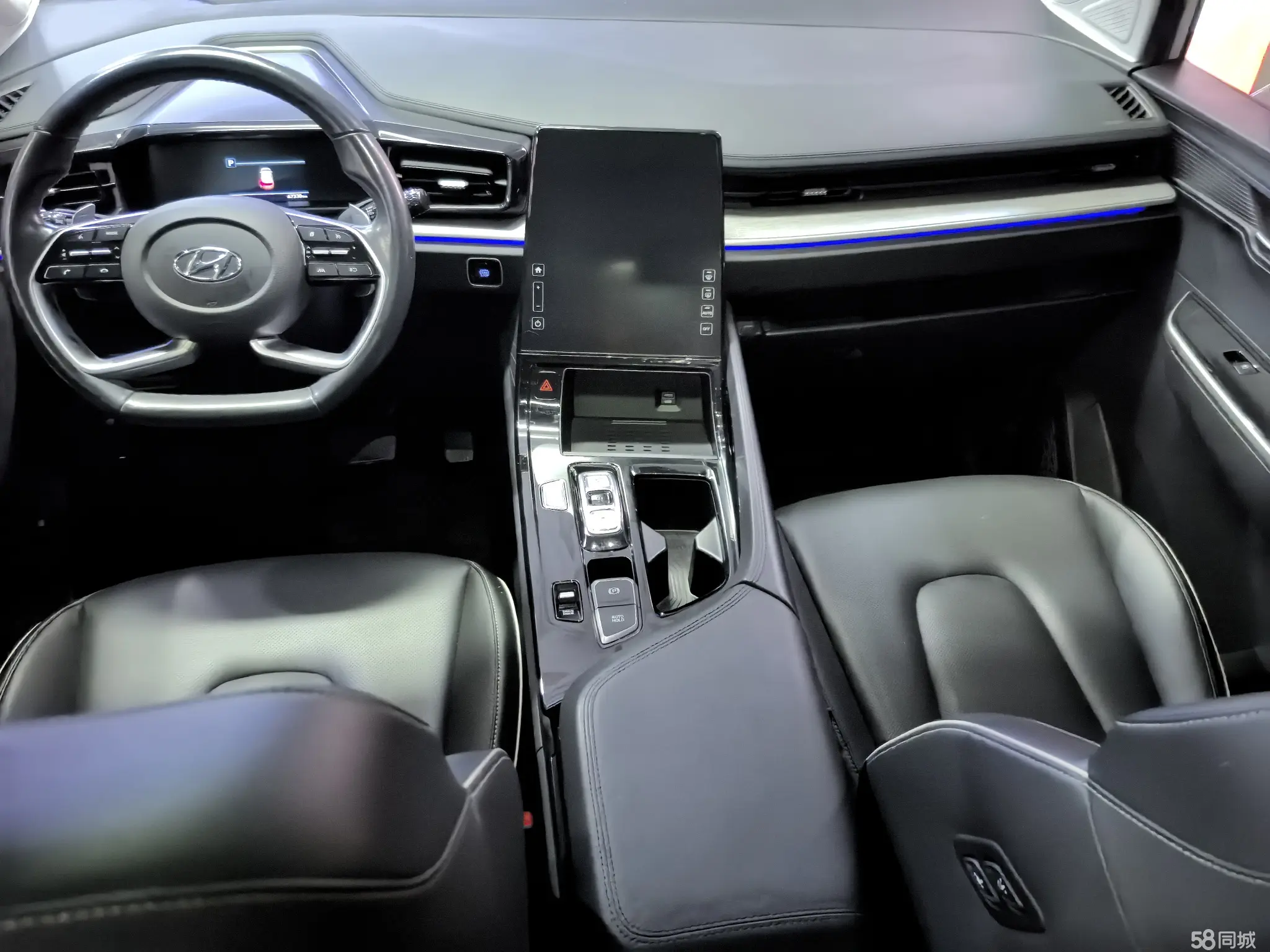 Hyundai Custo 2022 car image #7