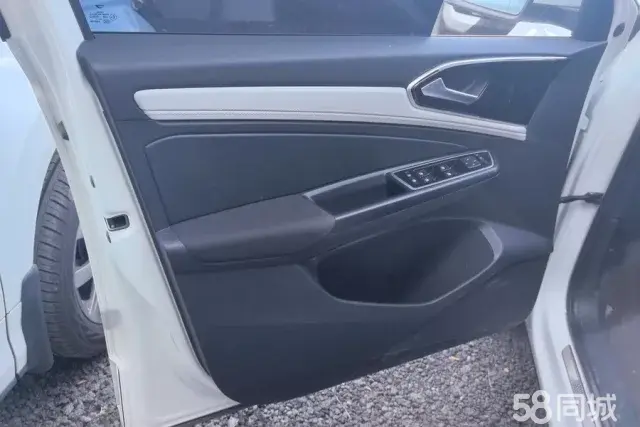 Jetta VS5 2024 car image #7