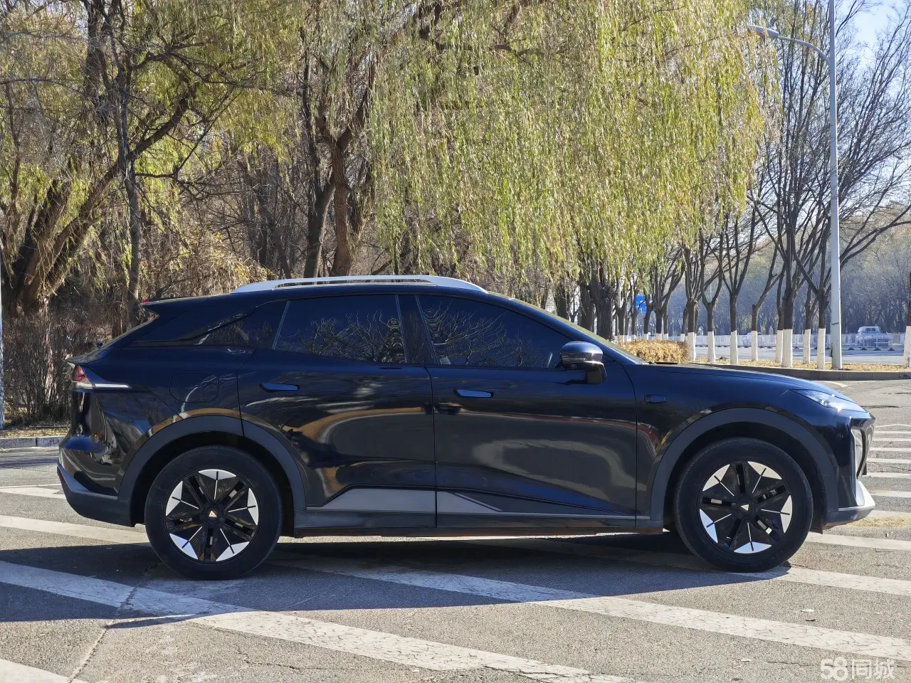 Deepal S07 2023 car image #7