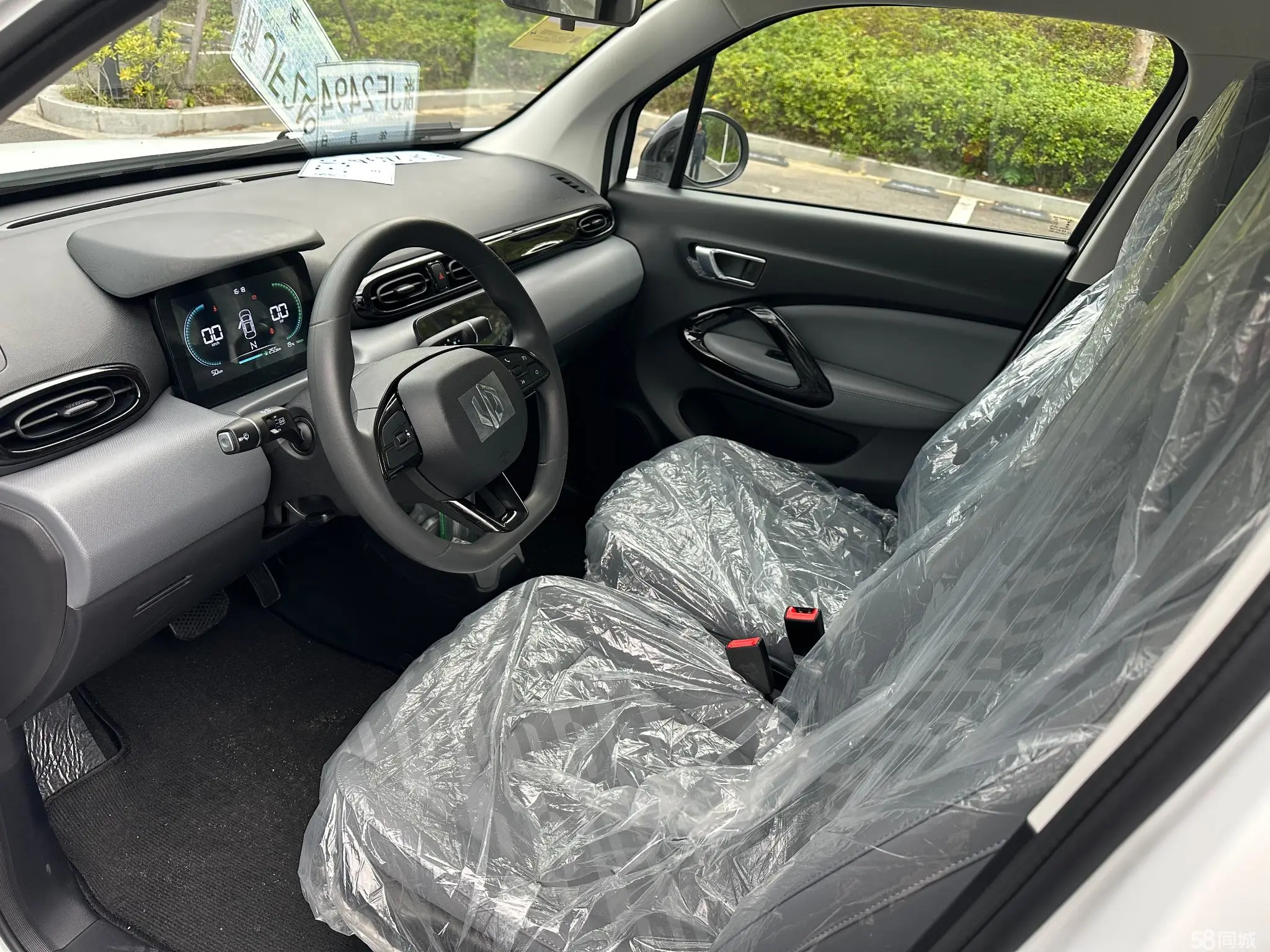 零跑汽车 零跑T03 2025 汽车图片 #7