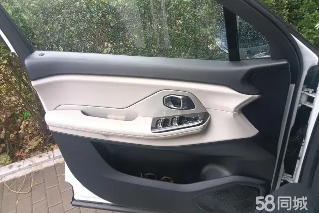 NIO ES8 2018 immagine di auto #7