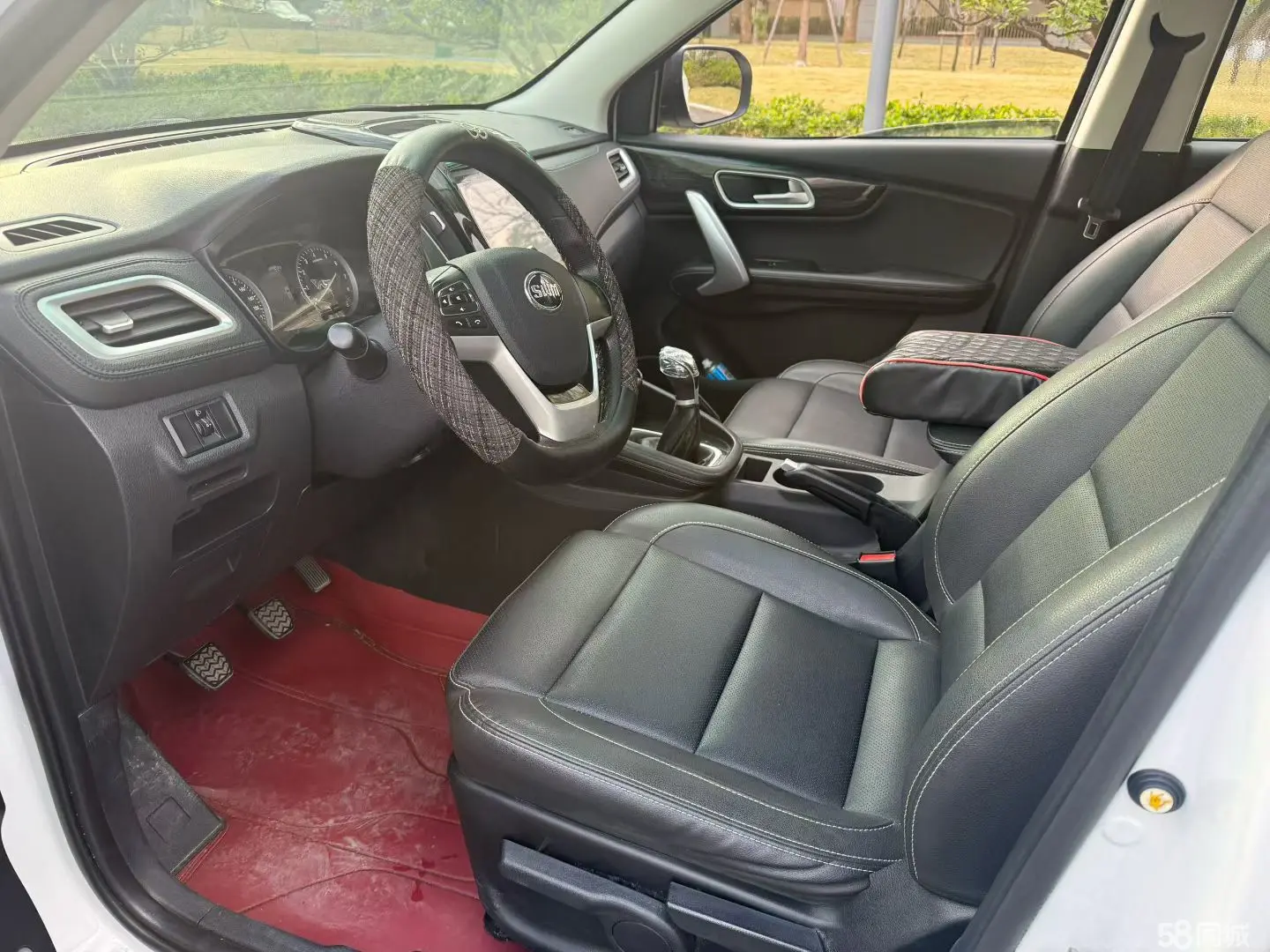 SWM斯威汽车 SWM斯威X7 2019 汽车图片 #7