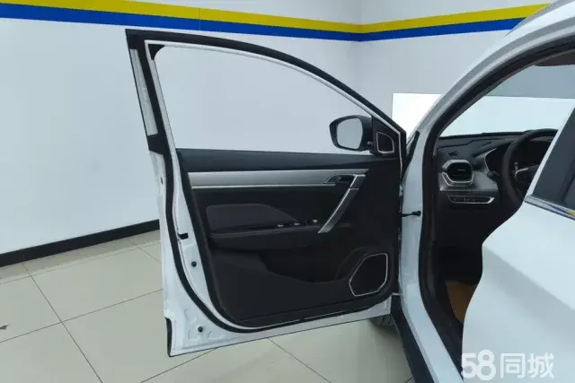 GEELY Coolray 2025 #7 GEELY Coolray 2025 immagine di auto #7