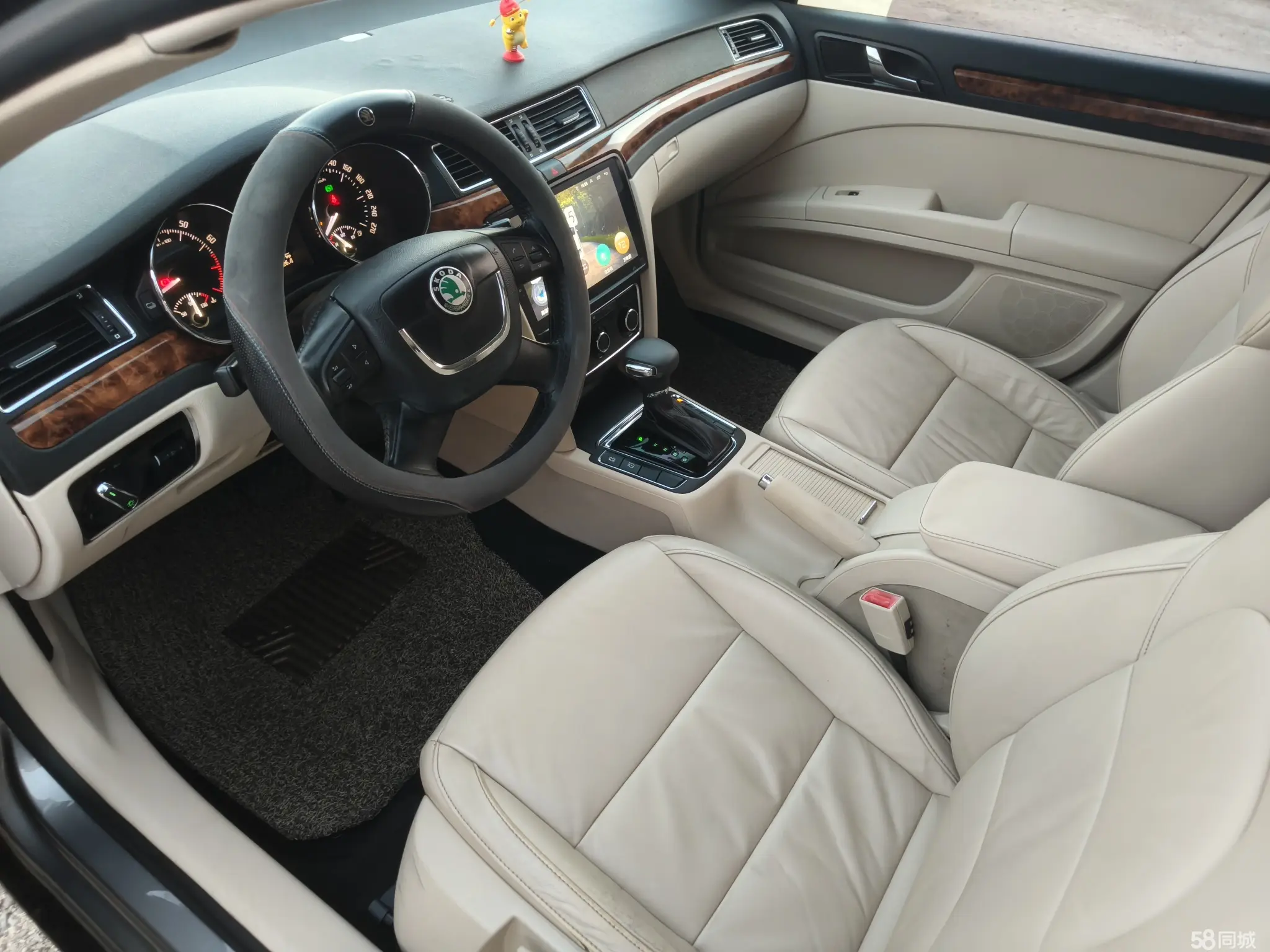 Skoda Superb 2012 imagen de coche #7