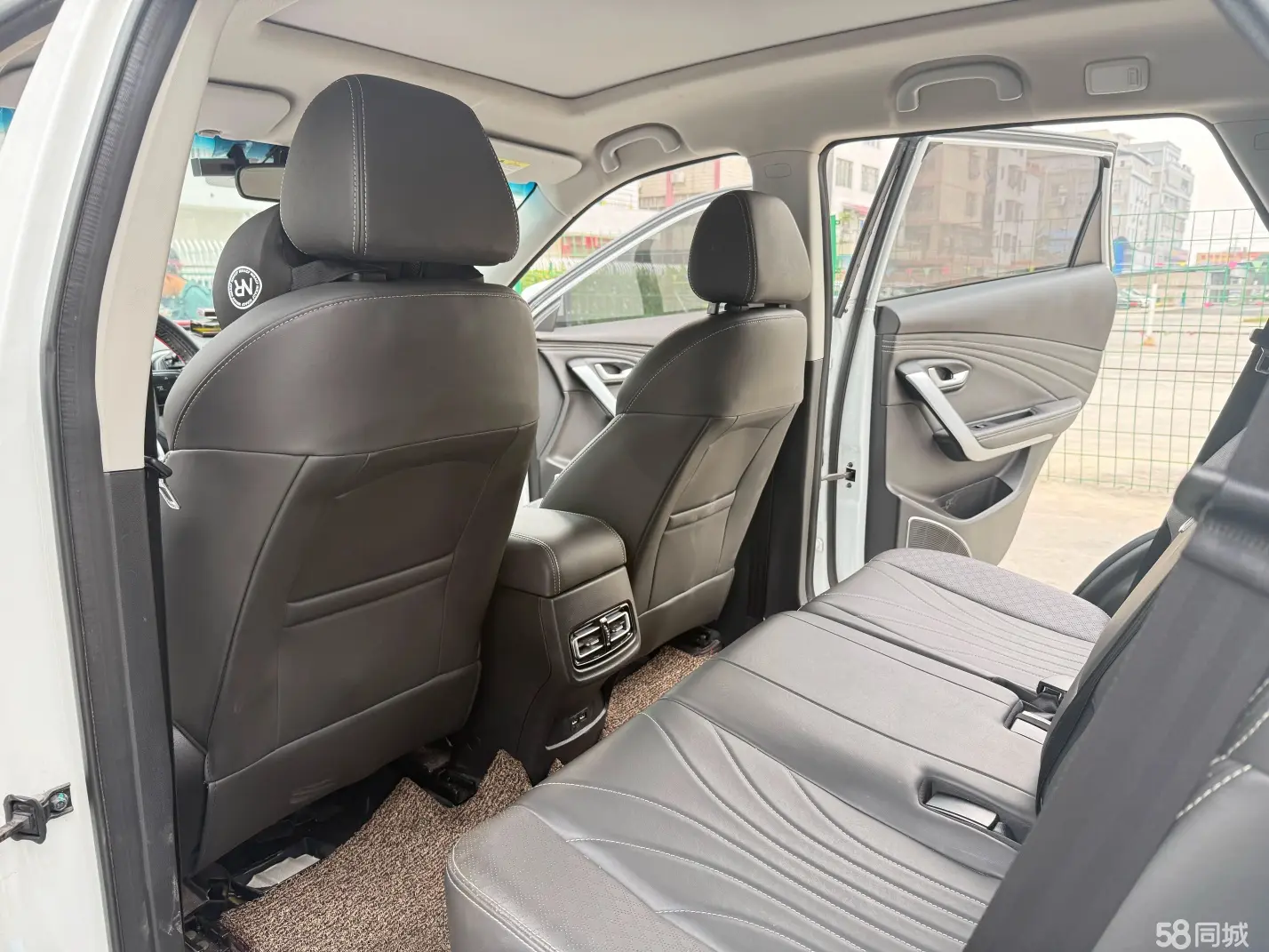 Jetour X70 2019 car image #7