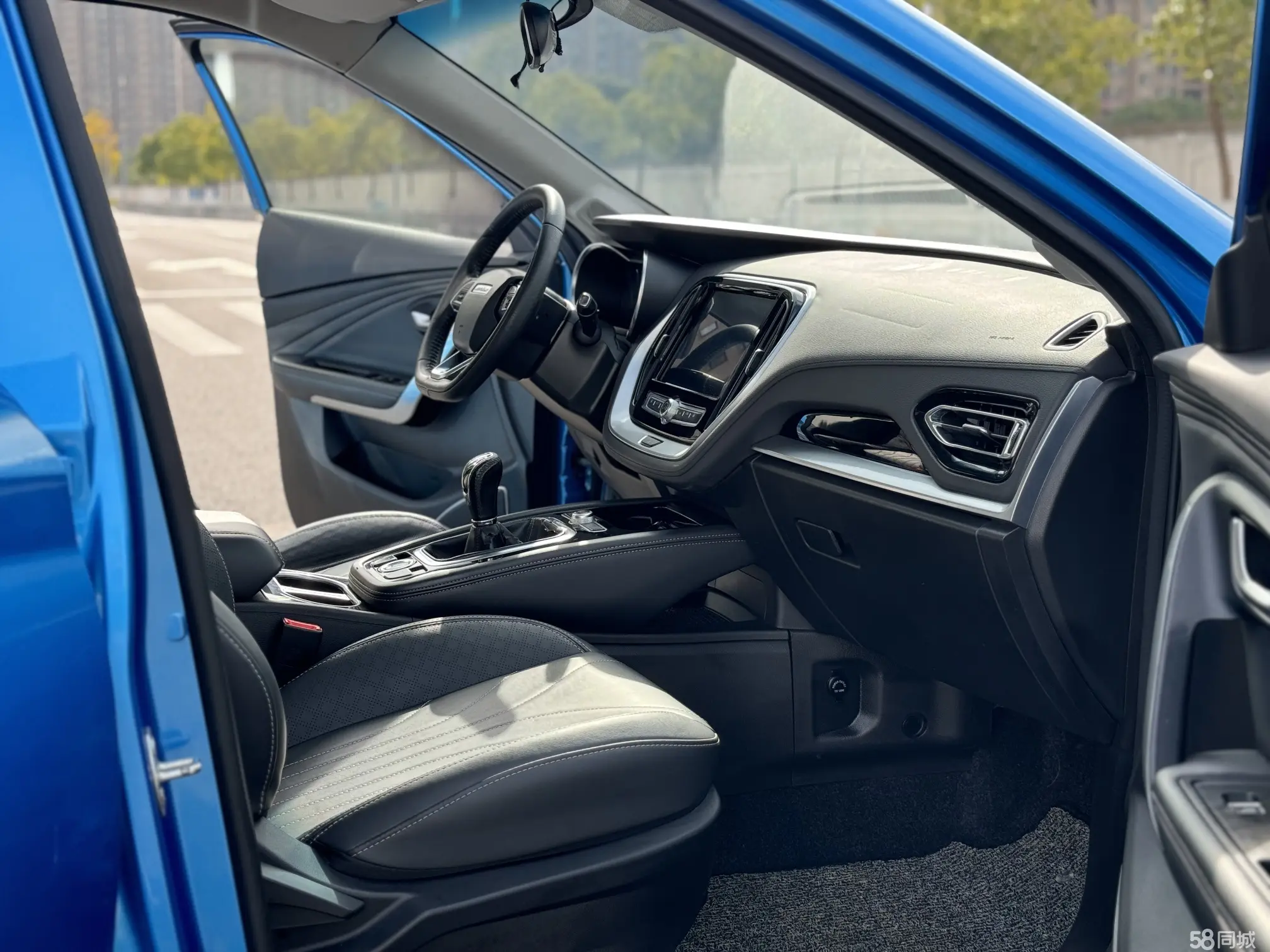 Jetour X70 2019 car image #7