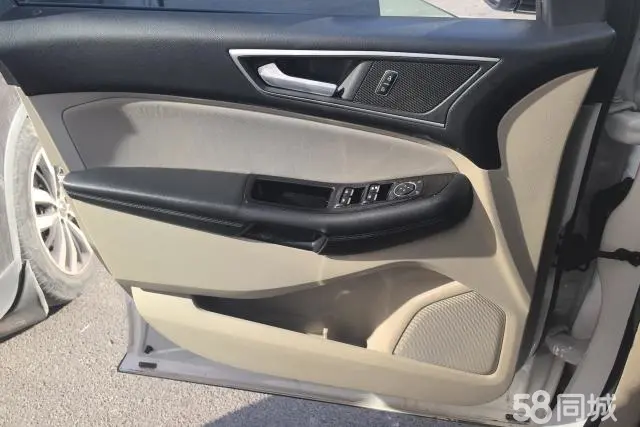 Ford Edge 2019 изображение автомобиля #7