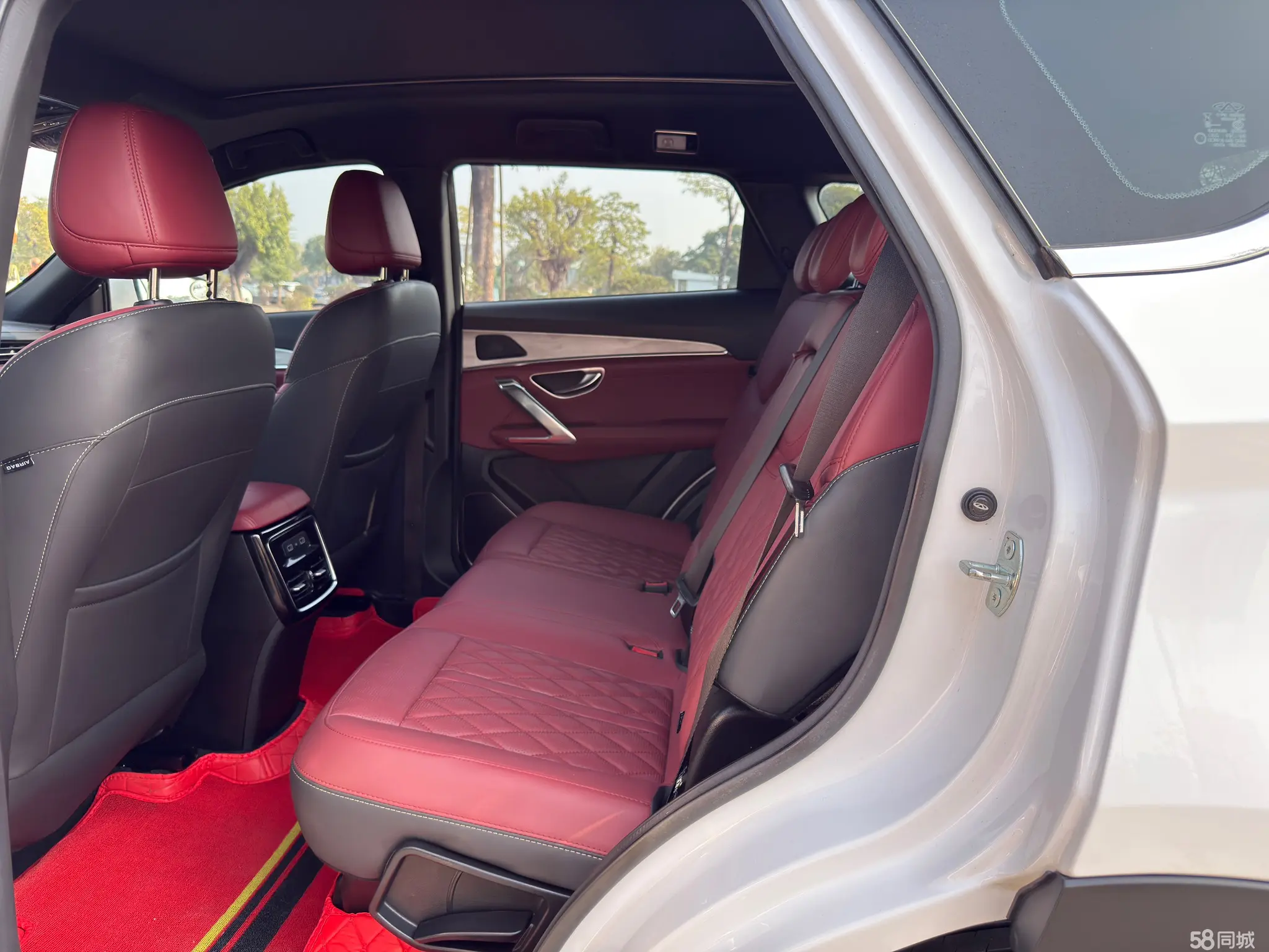 Jetour X70 PLUS 2023 صورة سيارة #7