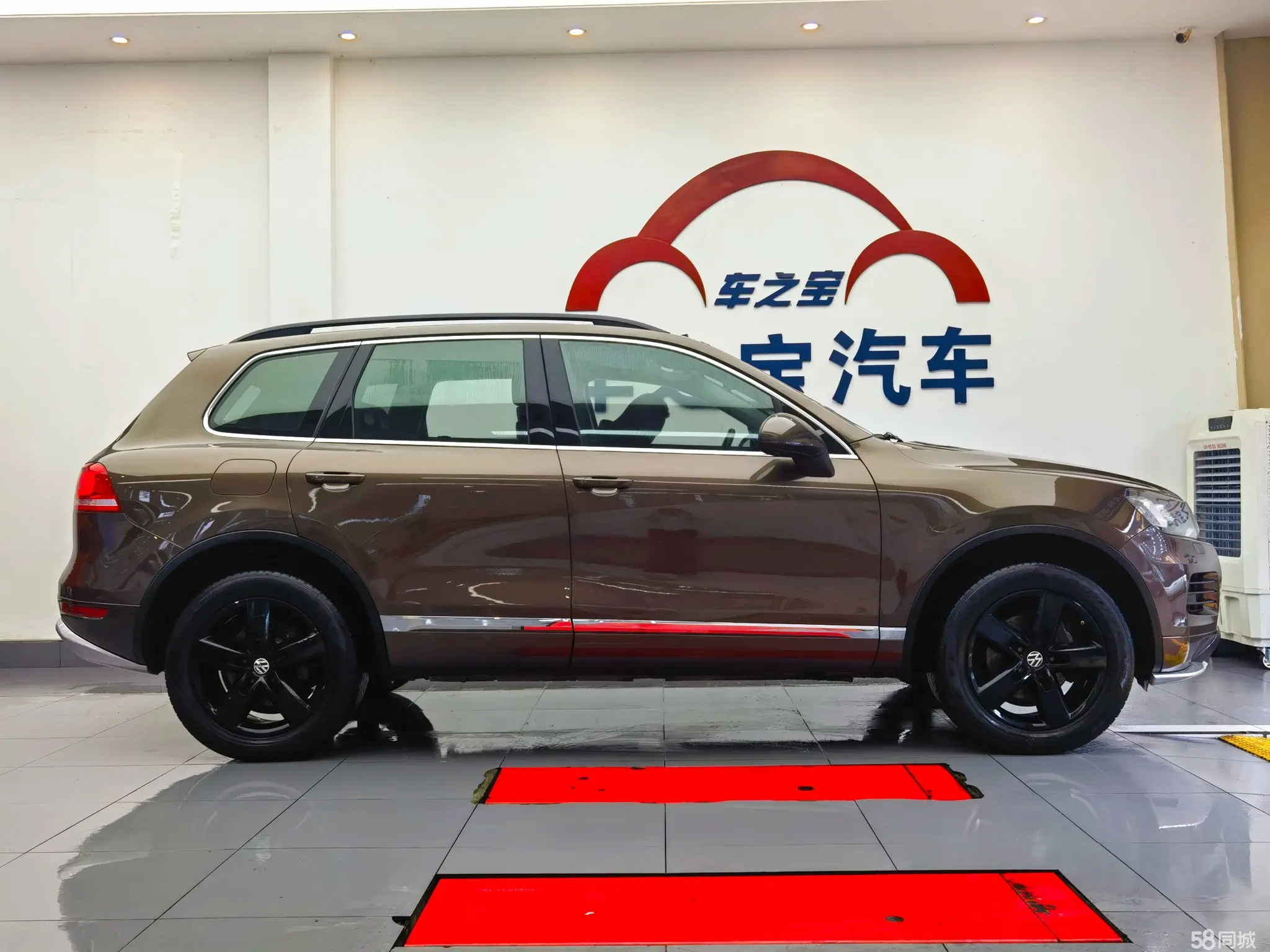 Volkswagen Touareg 2012 car image #7