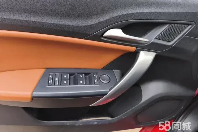 MG GT 2016 car image #7