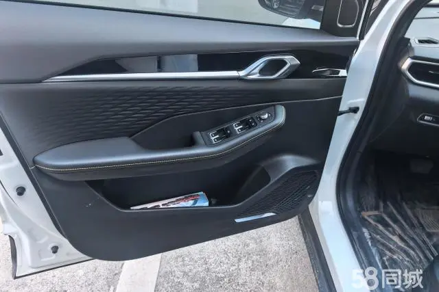 GEELY Coolray 2024 car image #7