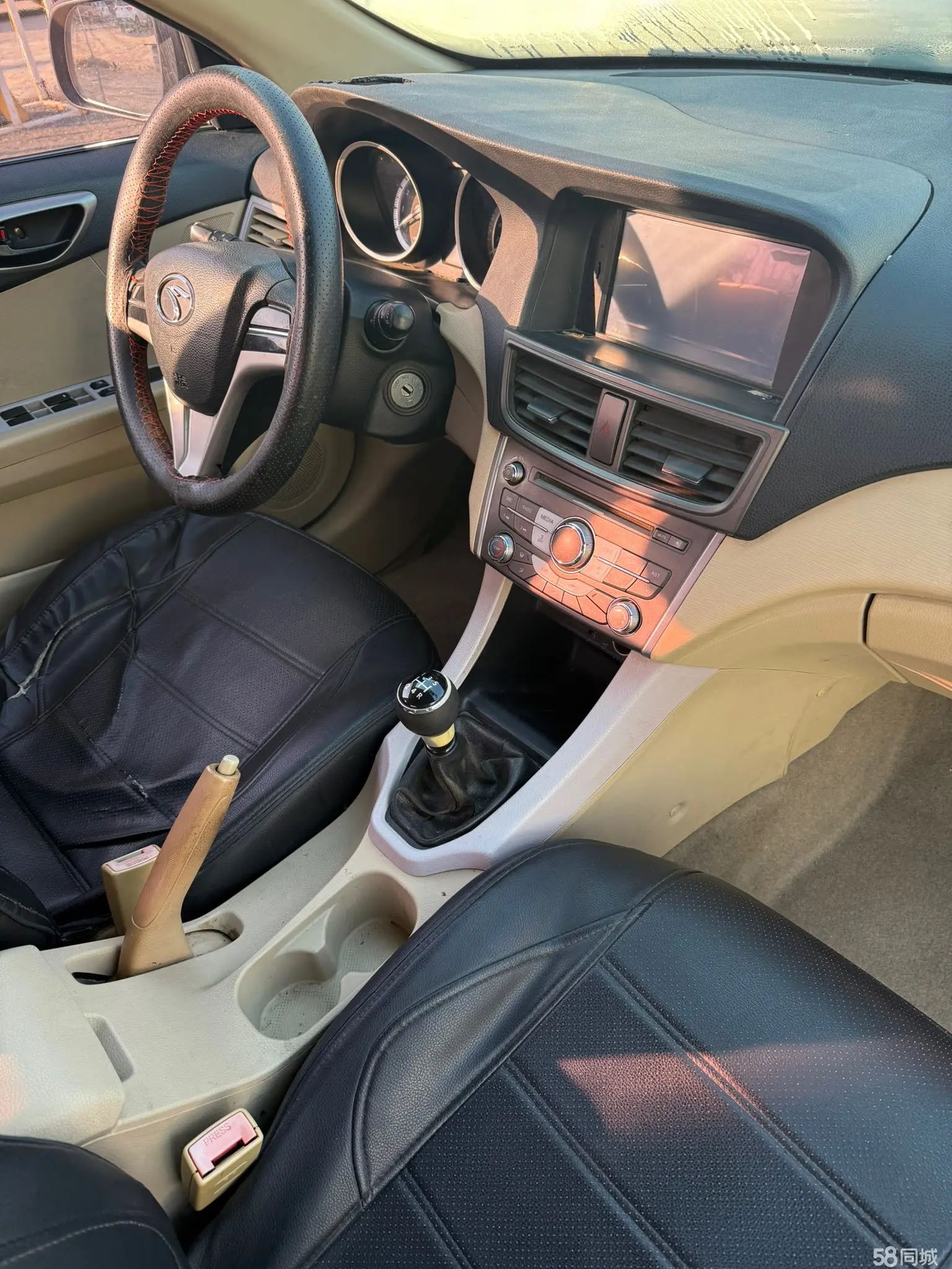 Soueast V5 Lingzhi 2012 #7 Soueast V5 Lingzhi 2012 car image #7