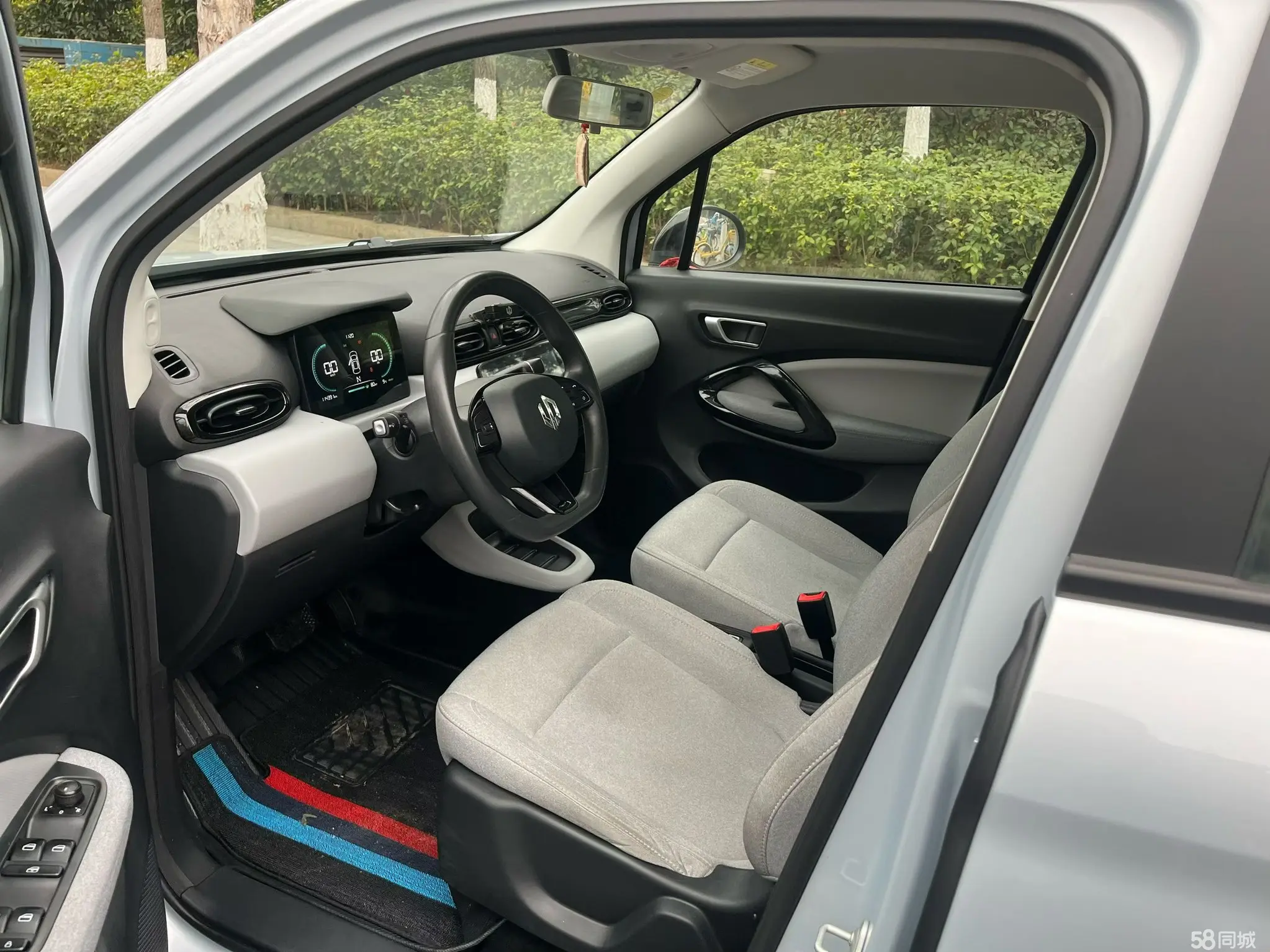 零跑汽车 零跑T03 2023 汽车图片 #7