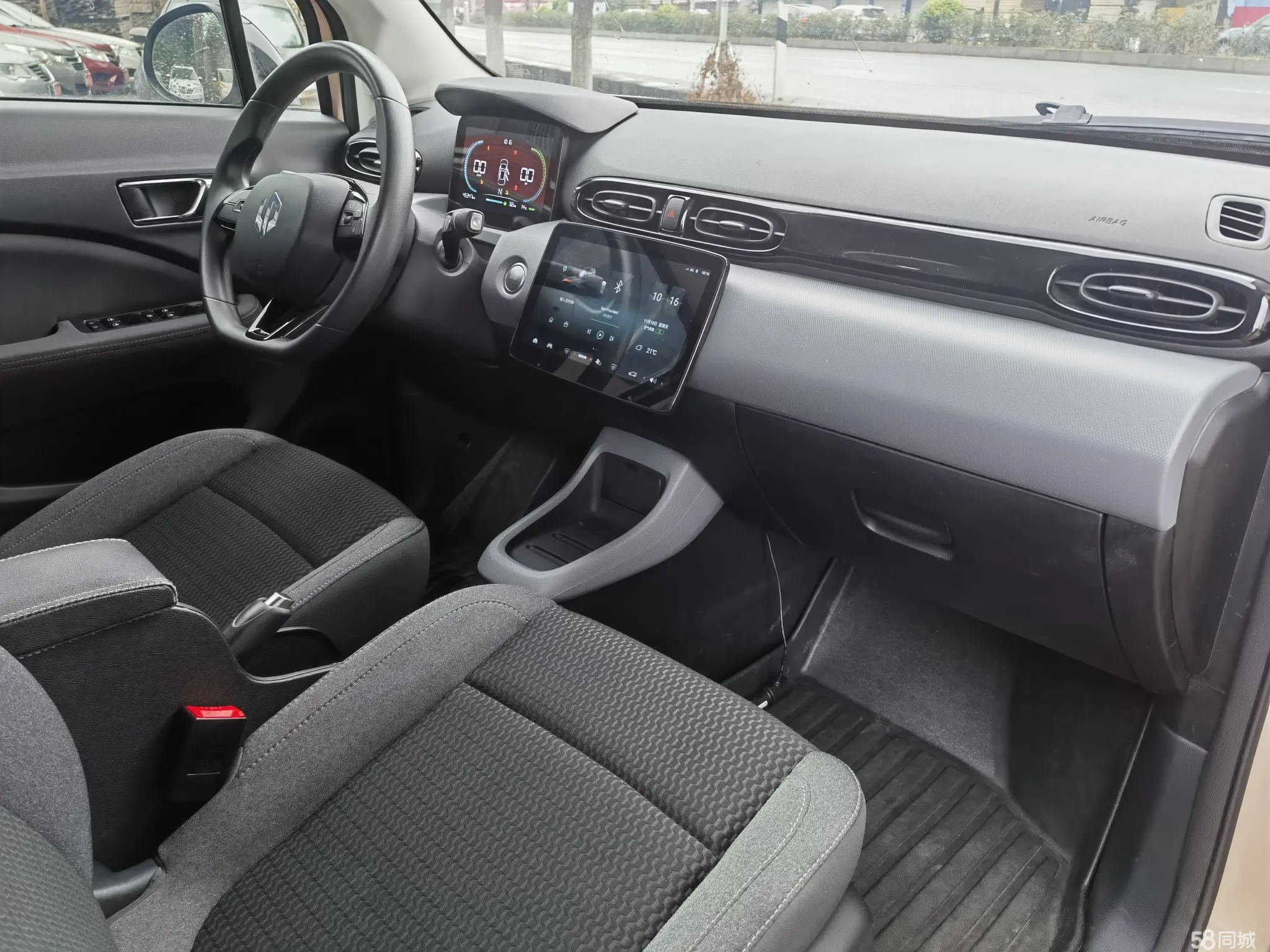 零跑汽车 零跑T03 2022 汽车图片 #7