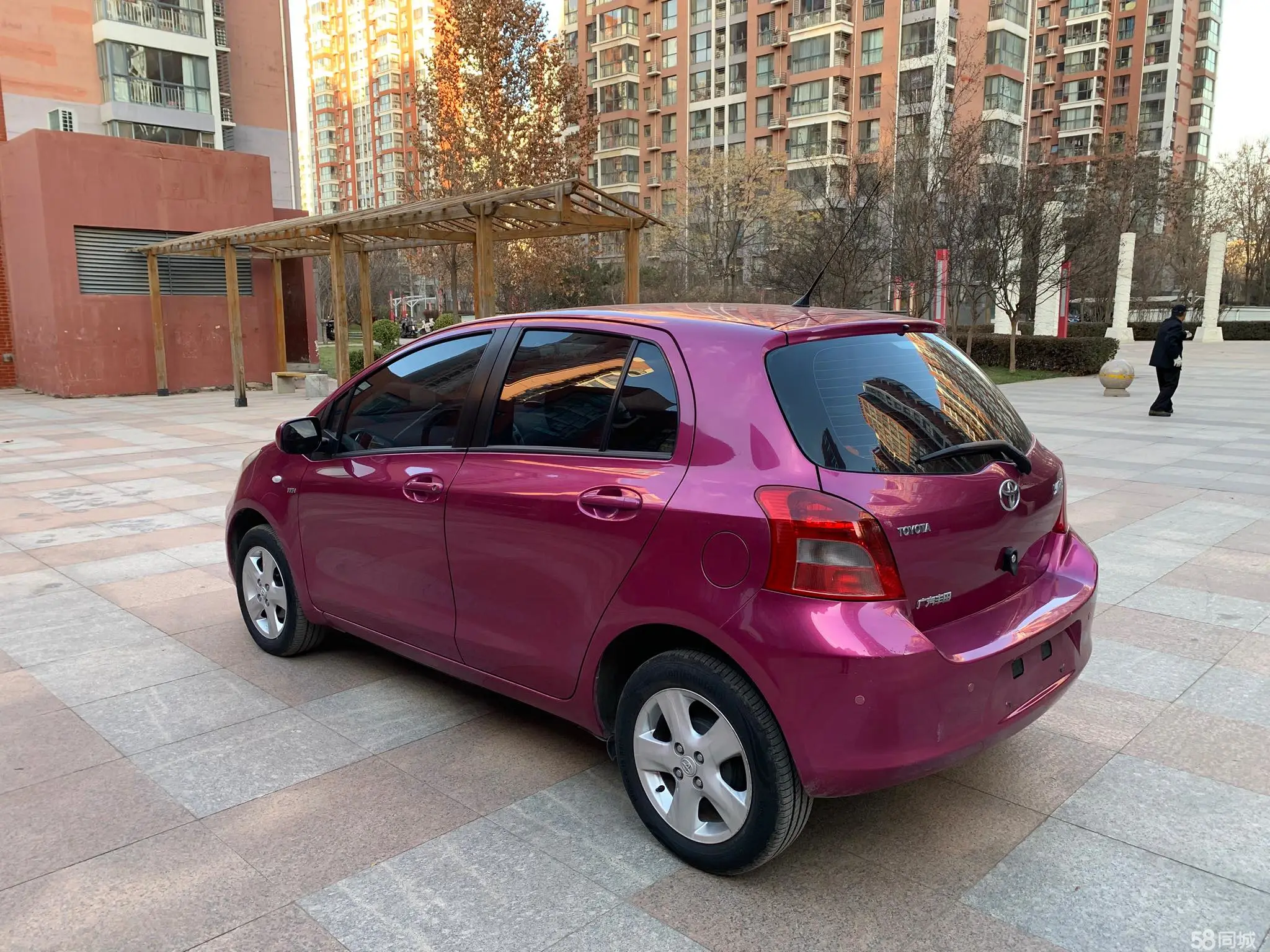 Toyota Yaris 2011 imagen de coche #7