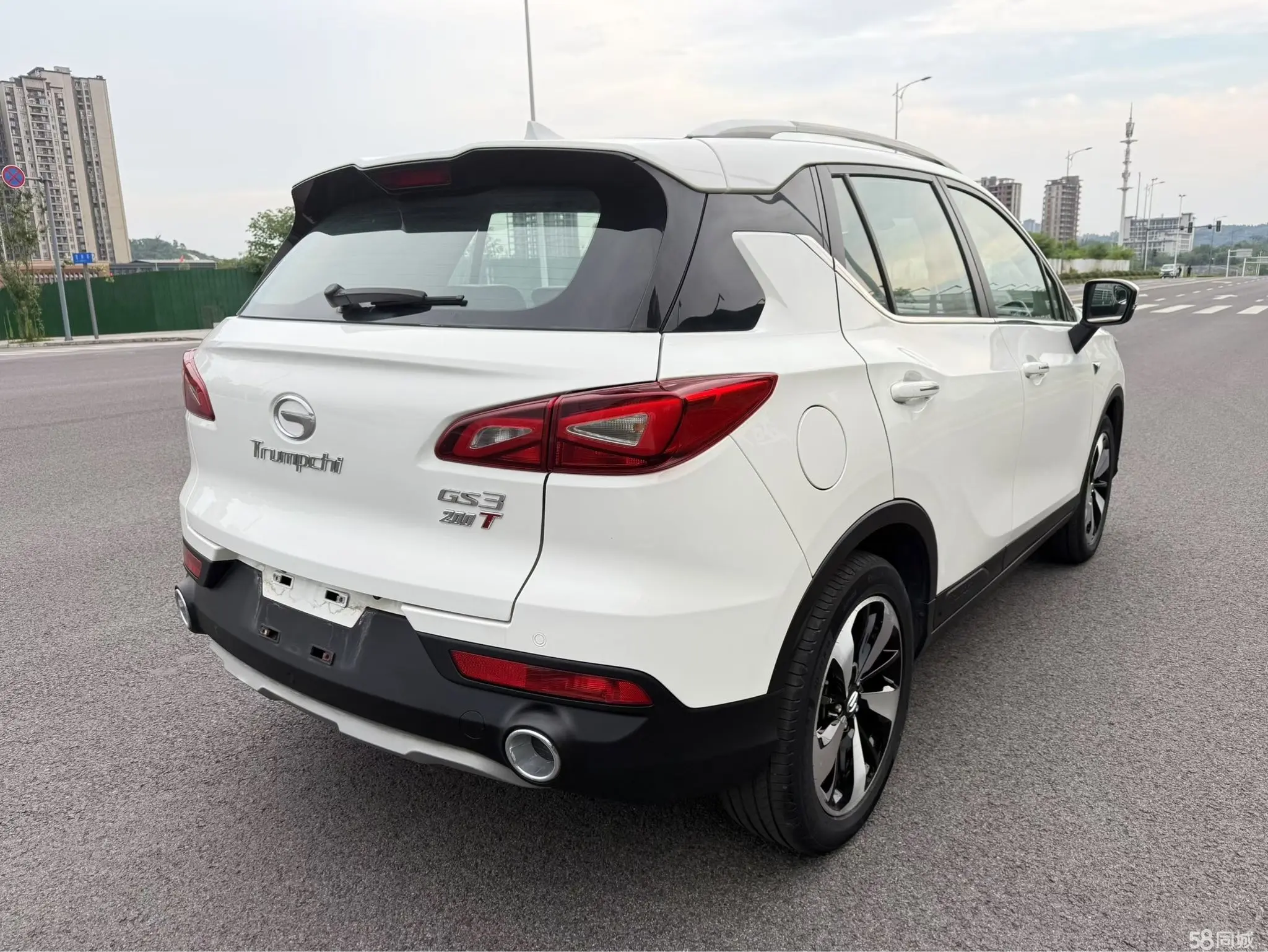 GAC Trumpchi GS3 2017 #7 GAC Trumpchi GS3 2017 car image #7
