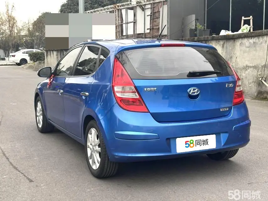 Hyundai i30 2010 car image #7