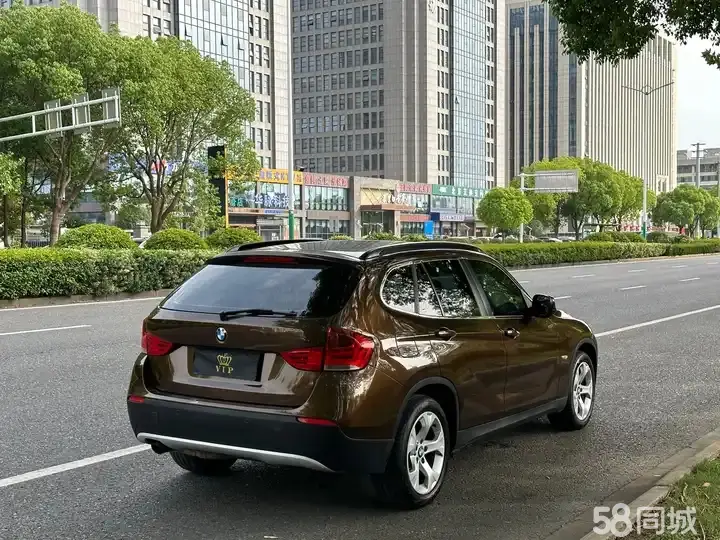 BMW X1 2012 car image #7