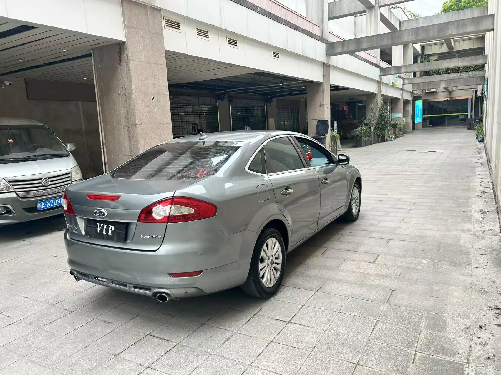 Ford Mondeo-Zhisheng 2010 car image #7