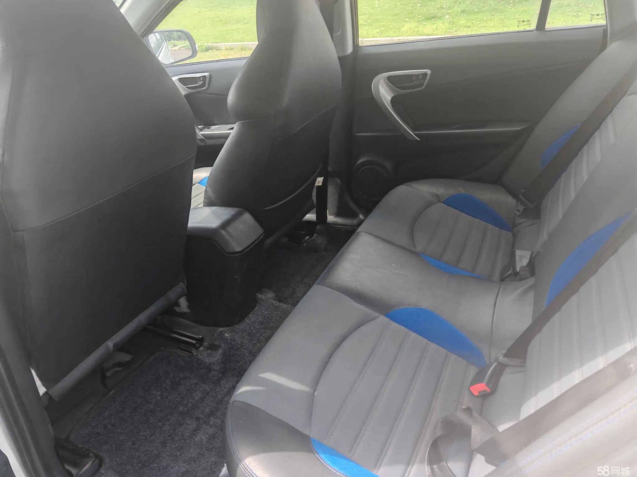 Soueast V5 Lingzhi 2014 #7 Soueast V5 Lingzhi 2014 car image #7